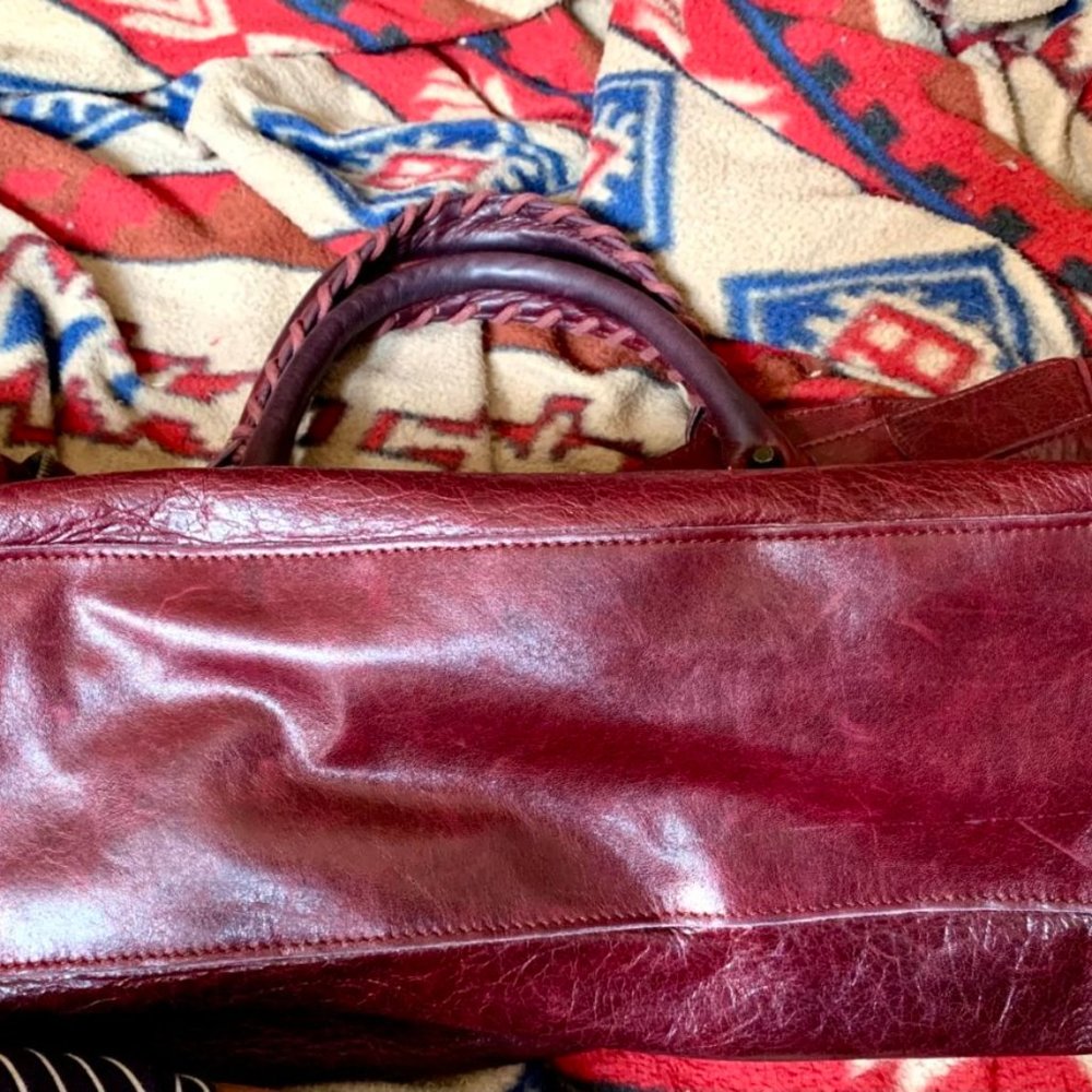 Balenciaga: 2005 Bordeaux CHEVRE Leather City Handbag! PRE-OWNED - TPF CeeJay - Picture 5 of 13